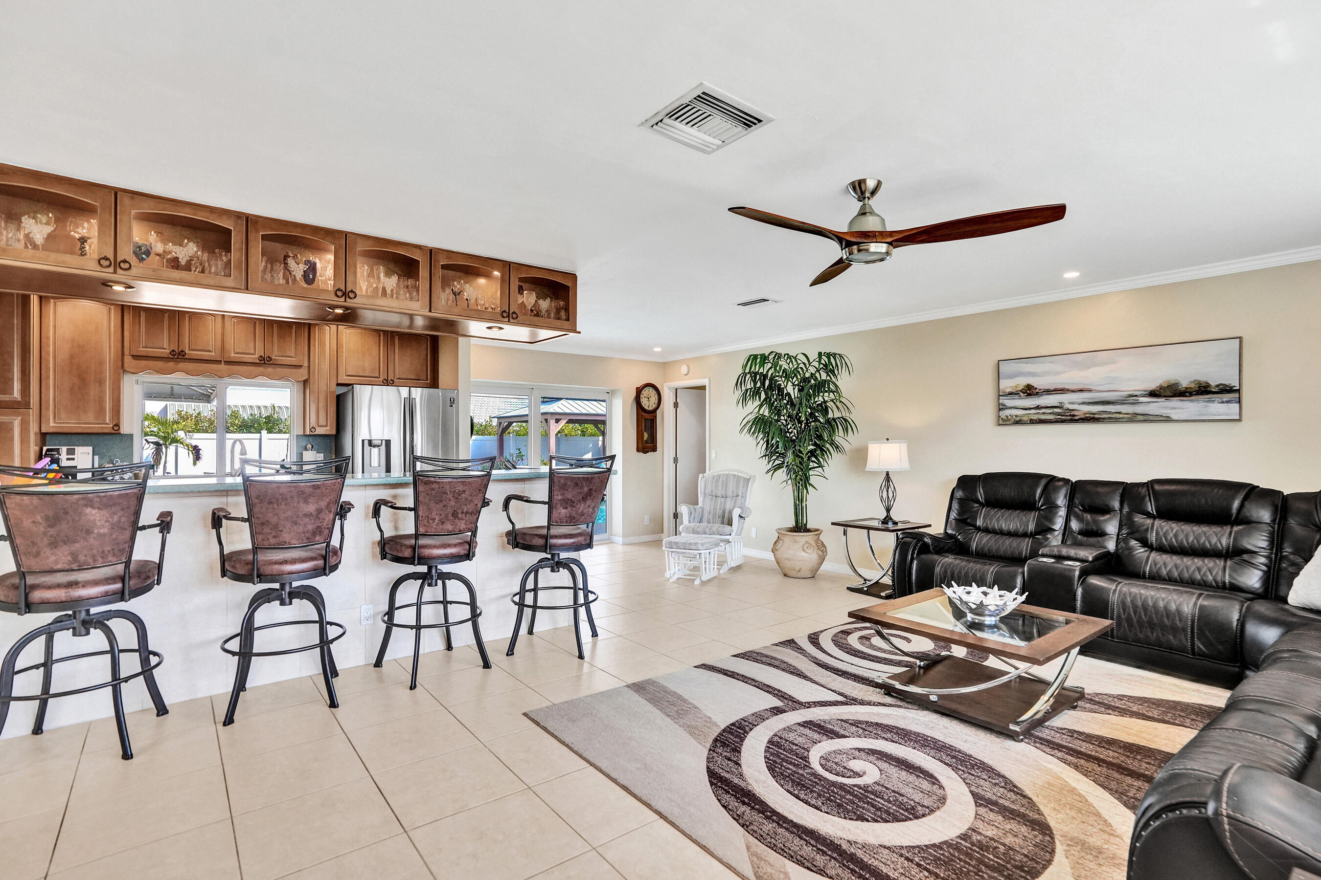3001 Northeast 45th Street Lighthouse Point, FL 33064 - Photo 5 of 70 DSC04010