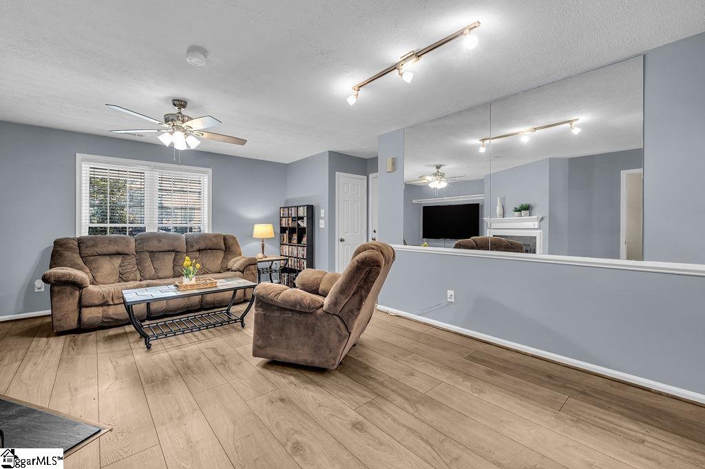 7 A Setter Lane Greenville, SC 29607 - Photo 5 of 32
