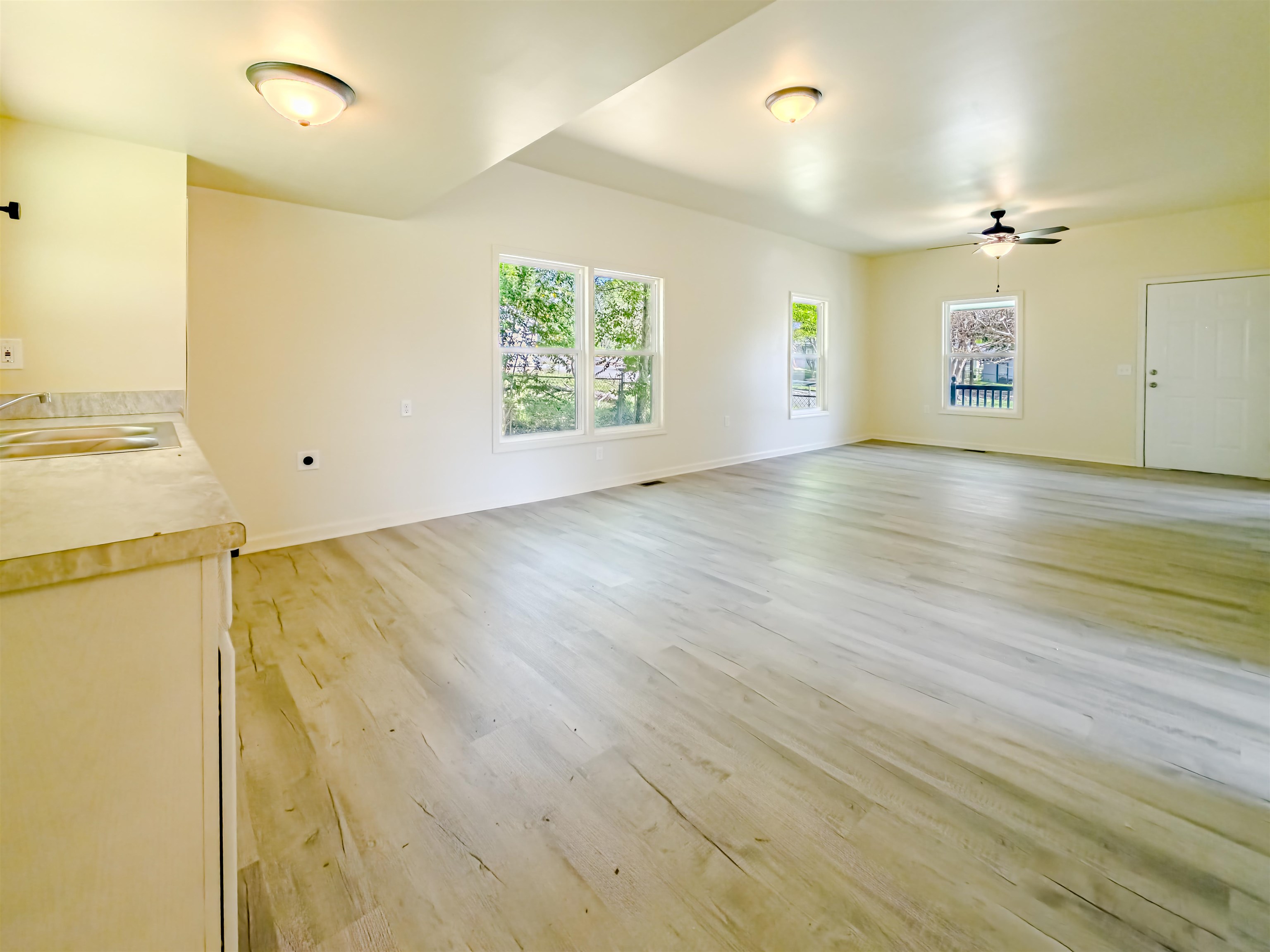 100 Spruce Street Gaffney, SC 29340 - Photo 23 of 37