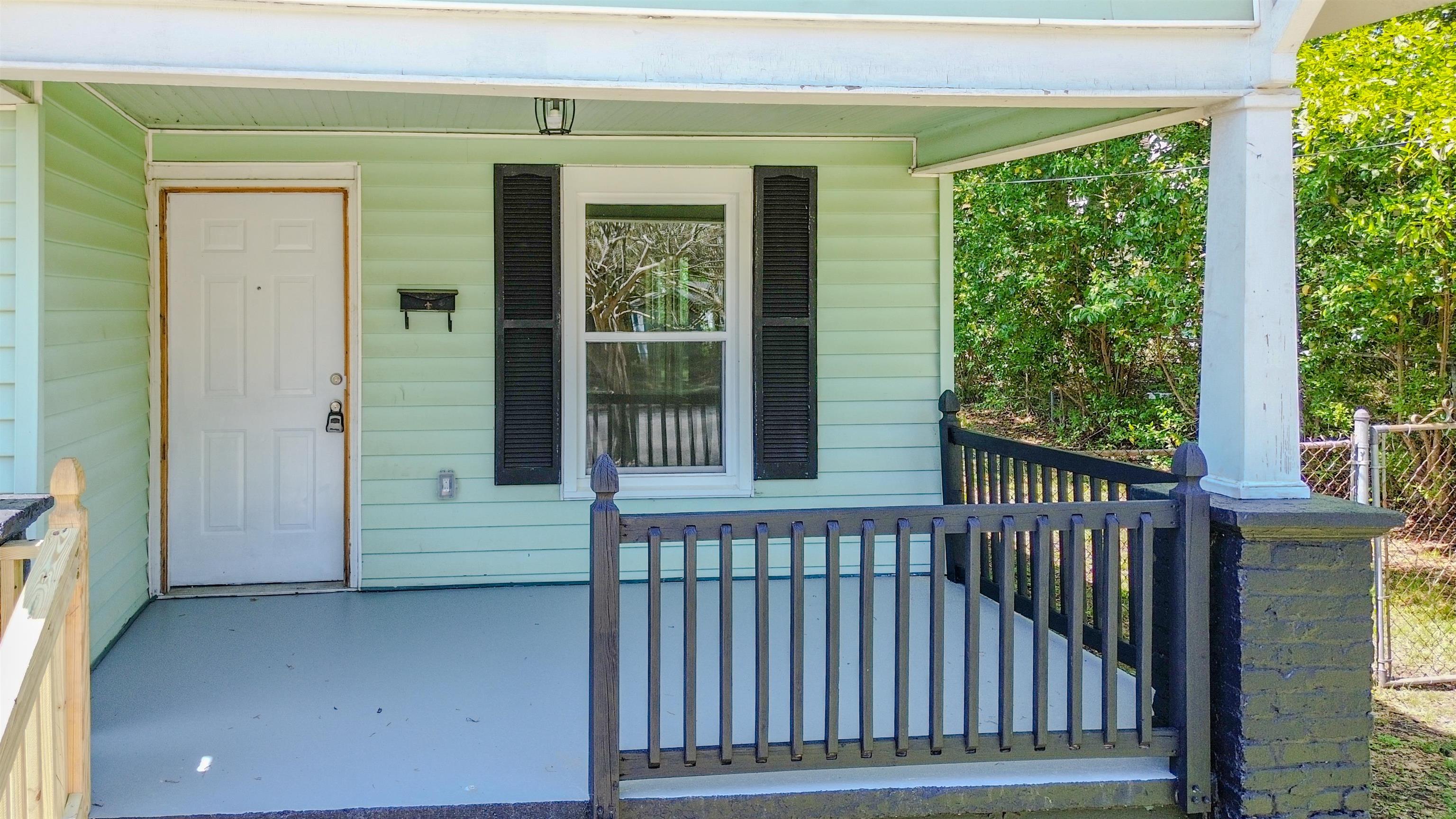 100 Spruce Street Gaffney, SC 29340 - Photo 6 of 37