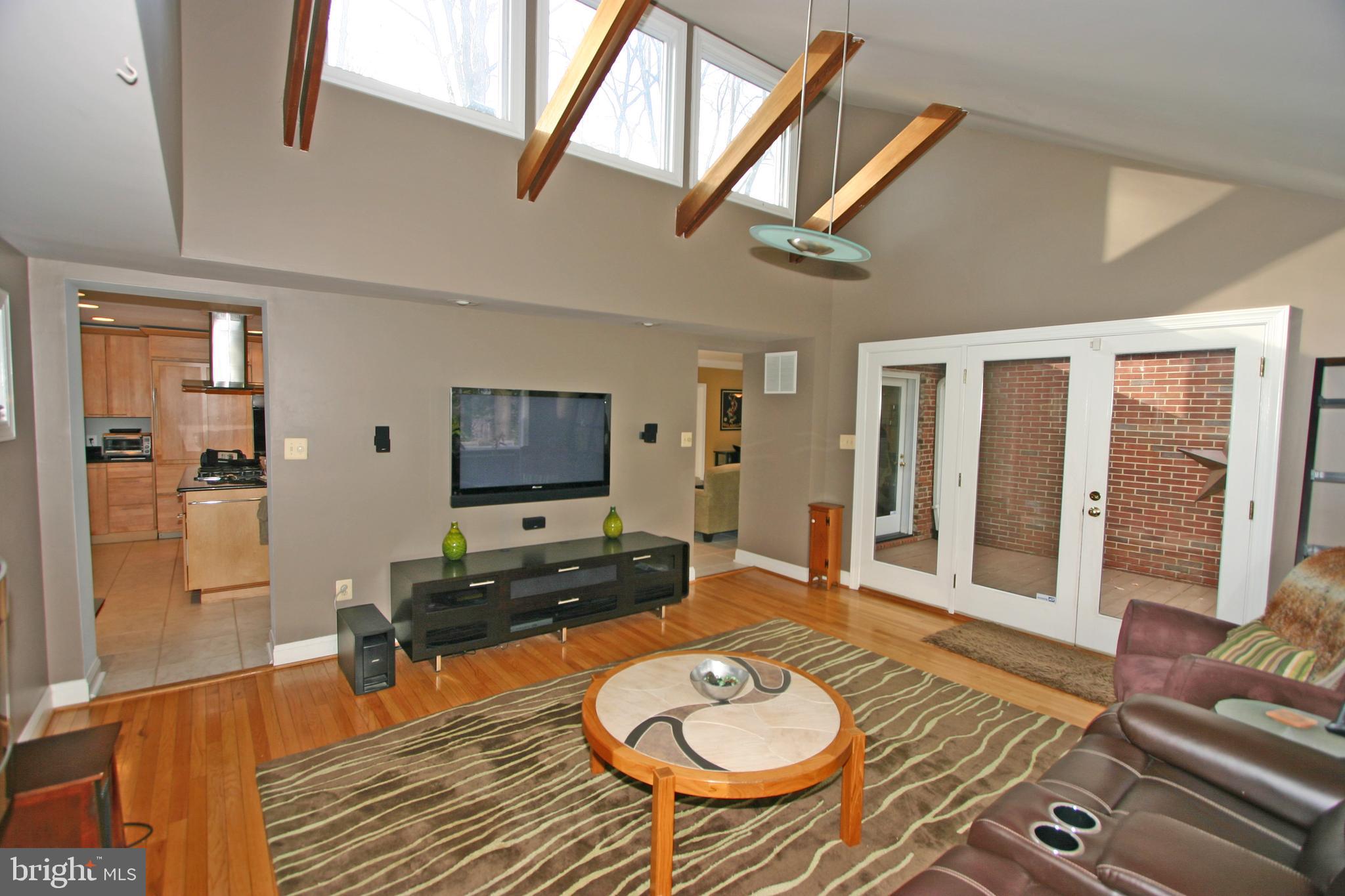 6613 Ridgeway Drive Springfield, VA 22150 - Photo 12 of 56 Family Room