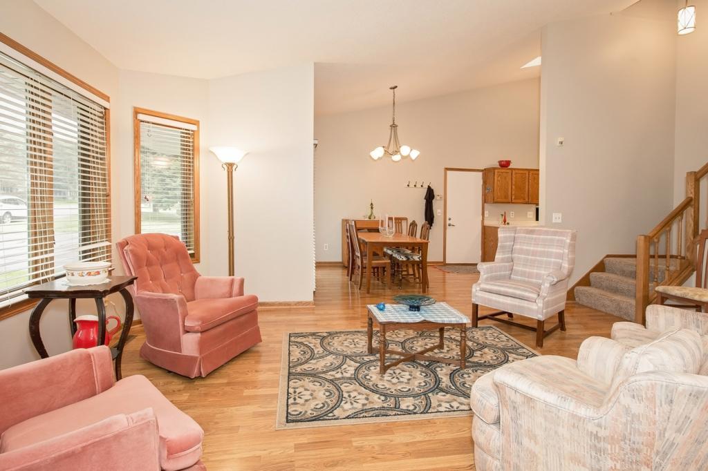 2577 Sumac Ridge White Bear Lake, MN 55110 - Photo 2 of 17 Gallery Image 2