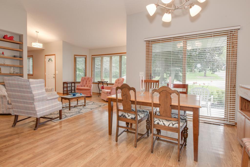 2577 Sumac Ridge White Bear Lake, MN 55110 - Photo 8 of 17 Gallery Image 8