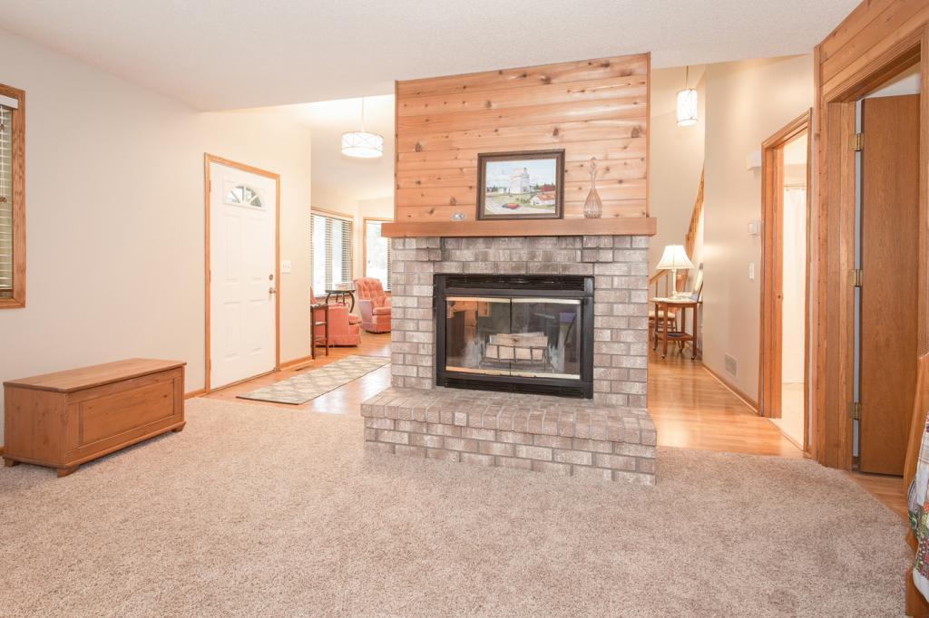 2577 Sumac Ridge White Bear Lake, MN 55110 - Photo 9 of 17 Gallery Image 9