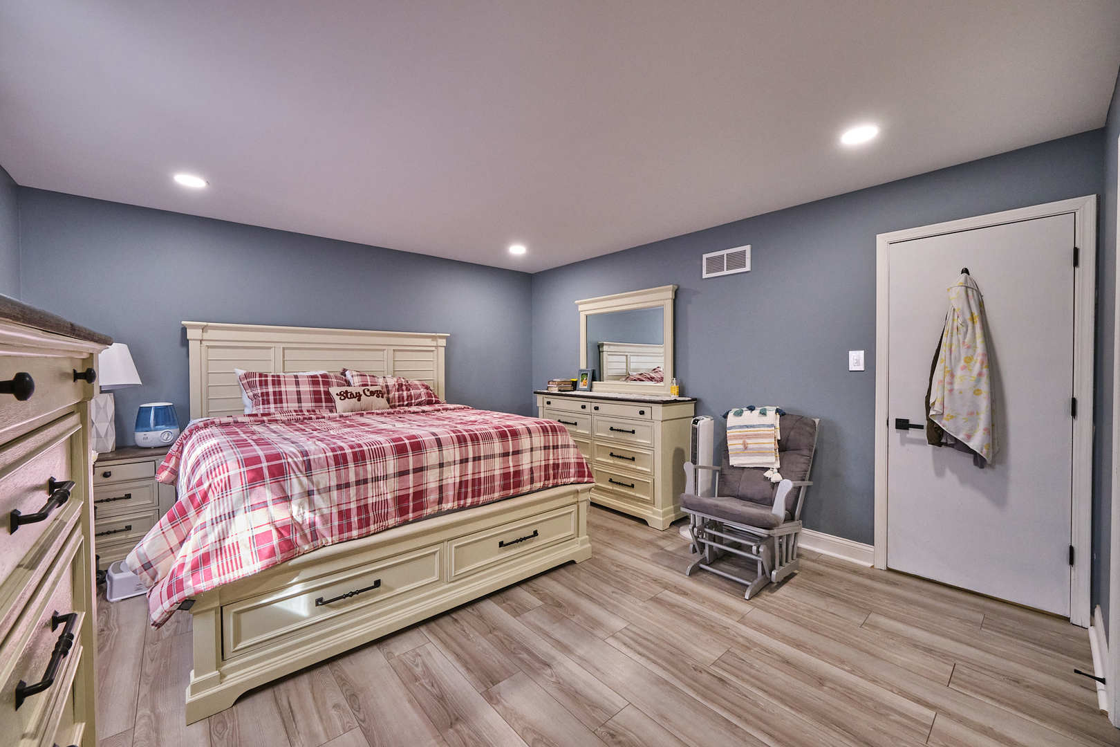 1115 Birch Road Homewood, IL 60430 - Photo 27 of 47 a bed room with a bed and furniture