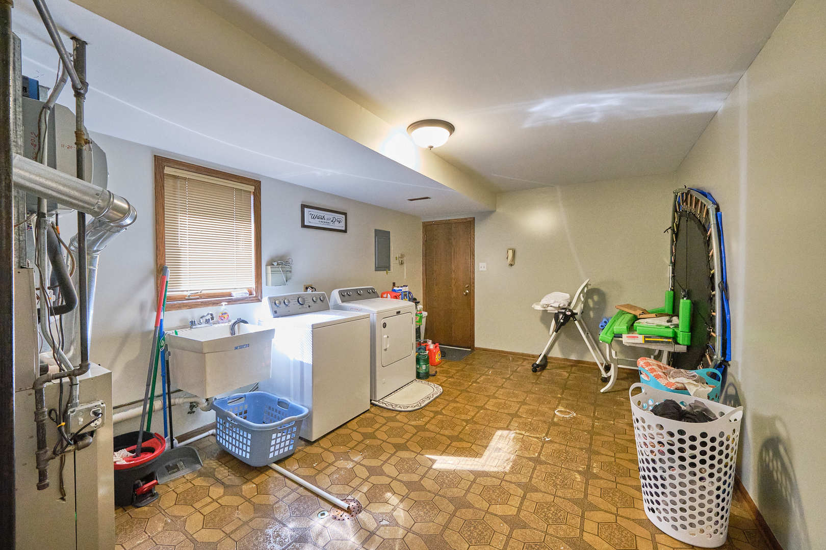 1115 Birch Road Homewood, IL 60430 - Photo 40 of 47 a very nice looking room with a couch