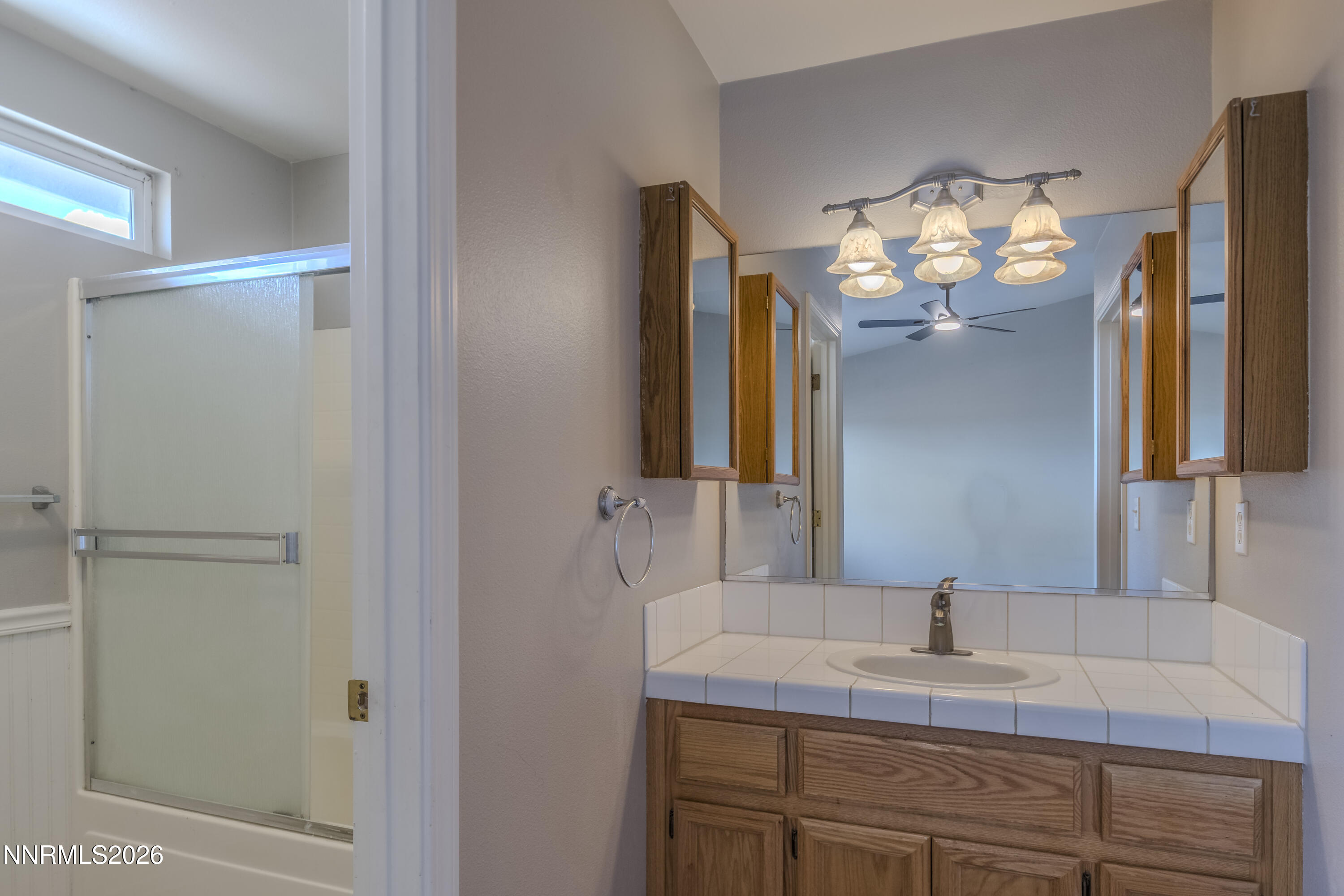 270 Emigrant Way Fernley, NV 89408 - Photo 12 of 29 Emigrant22