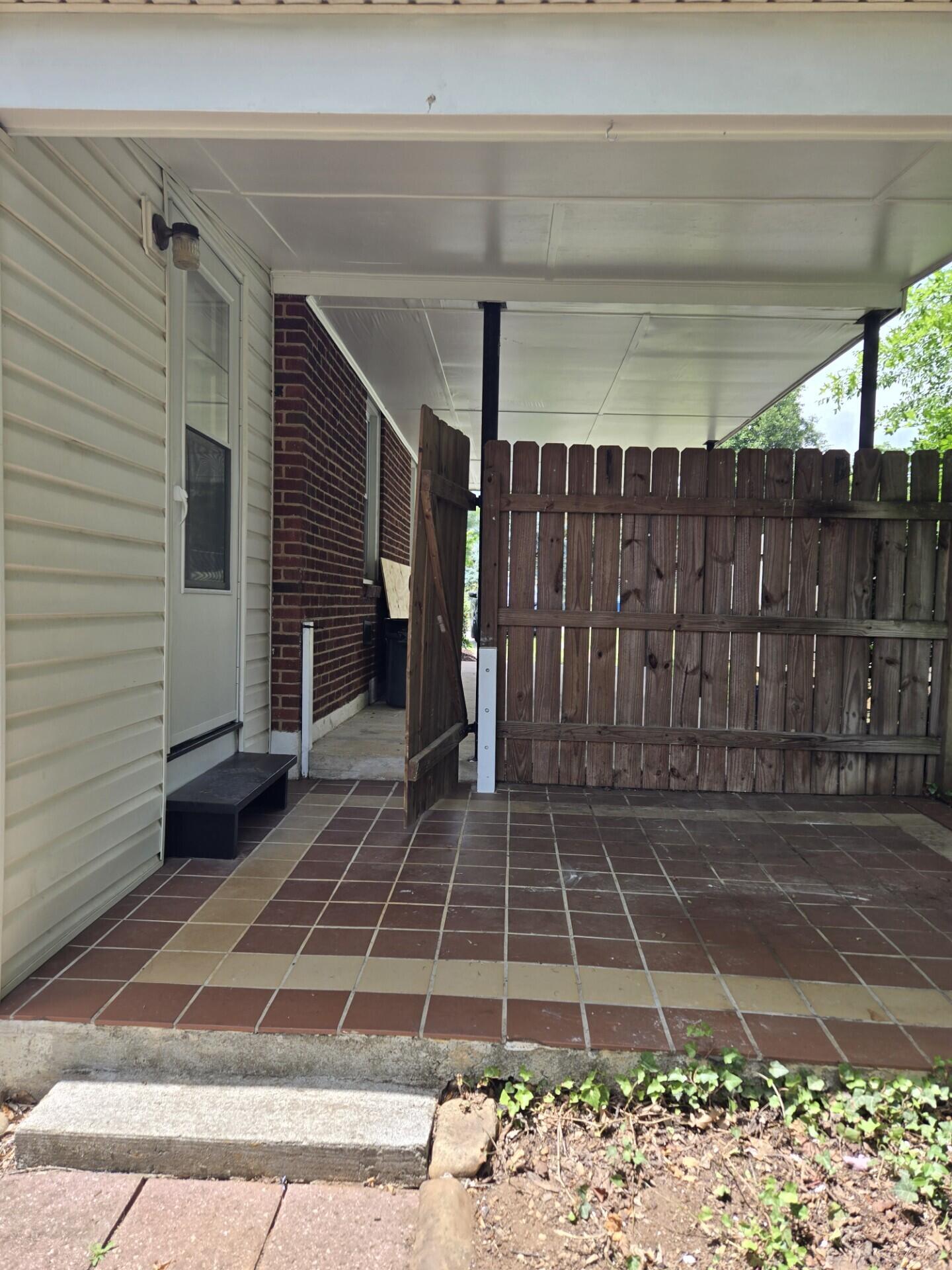 1816 Langdon Road Southwest Roanoke, VA 24015 - Photo 18 of 20 cabb6075-c836-484e-b450-5303e86969d8