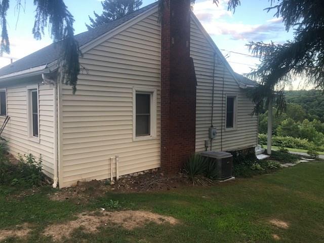 433 Constitution Street Perryopolis, PA 15473 - Photo 4 of 12