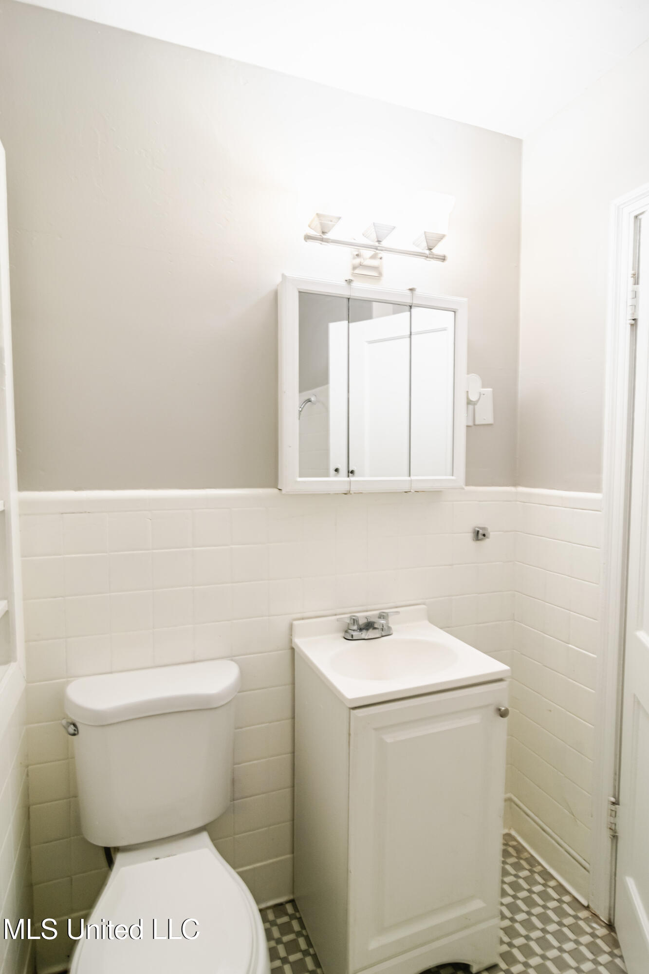 4551 Manila Drive Jackson, MS 39206 - Photo 12 of 27 21-DSC_0207