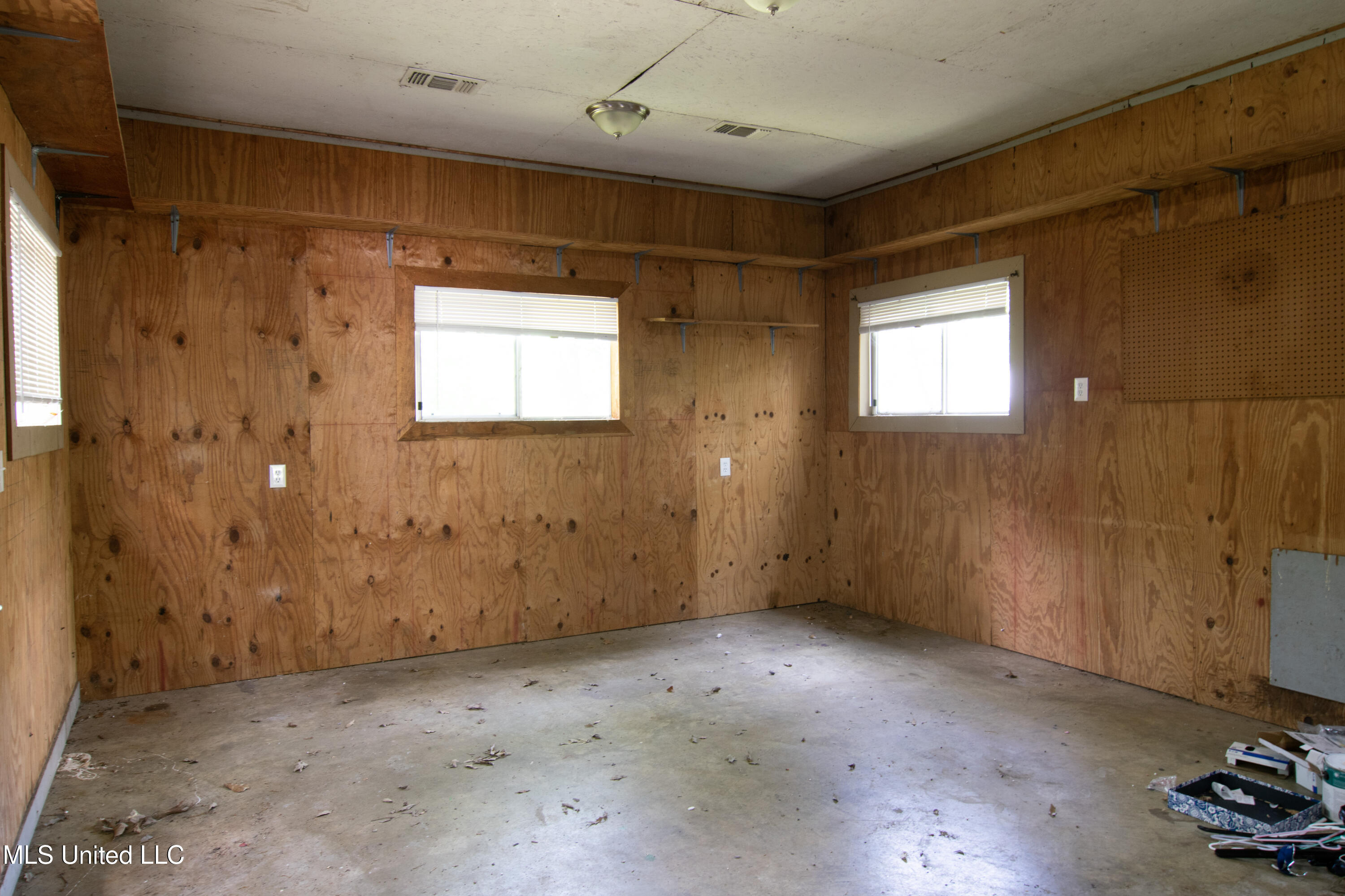 4551 Manila Drive Jackson, MS 39206 - Photo 25 of 27 10-DSC_0192