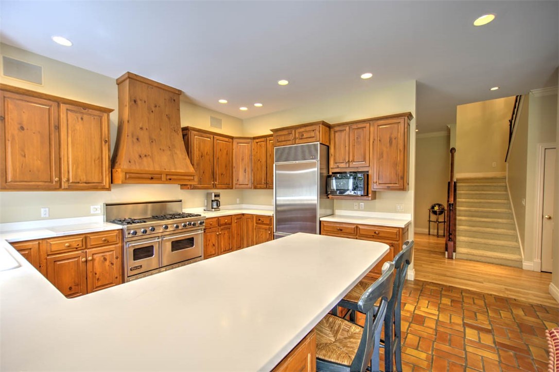 110 Southbrooke Court Decatur, IL 62521 - Photo 23 of 47