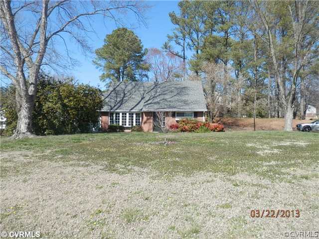 1300 Mormac Road Henrico, VA 23229 - Photo 3 of 9 Exterior Front