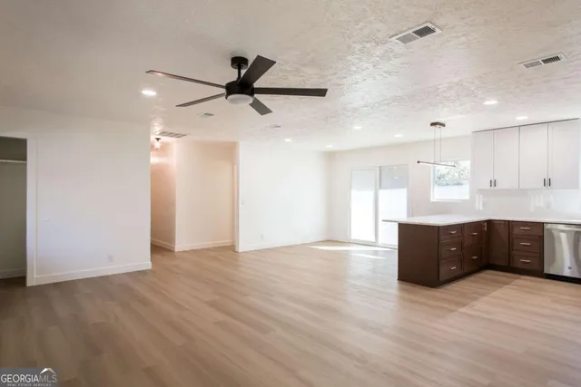 $249,900 | 2885 Longwood Road, Waycross, GA 31503