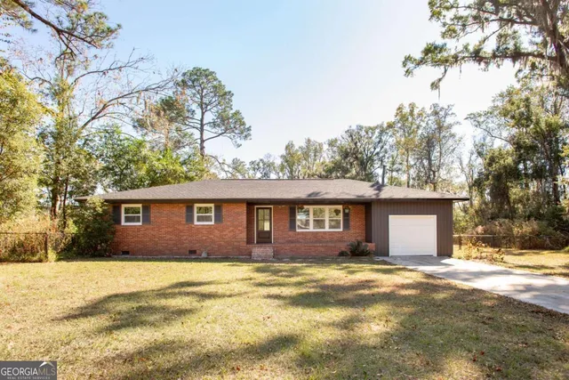 $249,900 | 2885 Longwood Road, Waycross, GA 31503