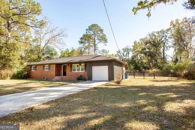$249,900 | 2885 Longwood Road, Waycross, GA 31503
