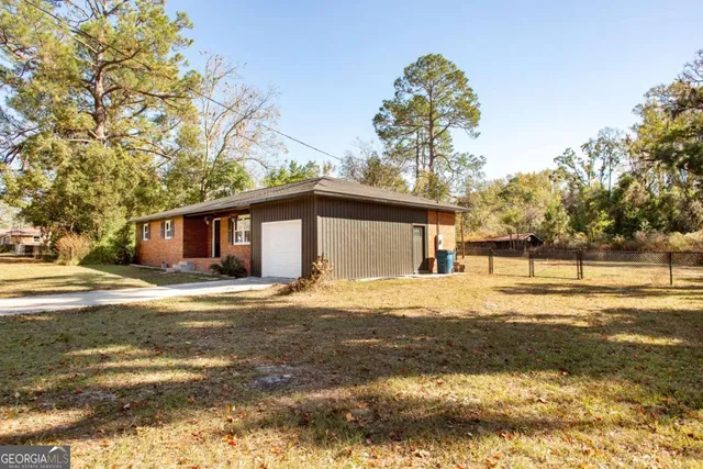 $249,900 | 2885 Longwood Road, Waycross, GA 31503