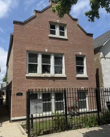 $1,475 | 3008 South Homan Avenue, Unit 1, Chicago, IL 60623