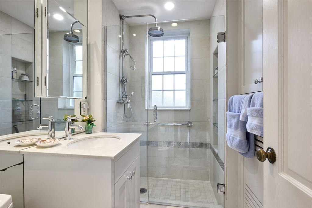 37 Beacon Street, Unit 51 Boston, MA 02108 - Photo 9 of 13