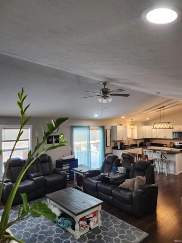 $325,000 | 44 Sherwood Lane, Bedford, IN 47421