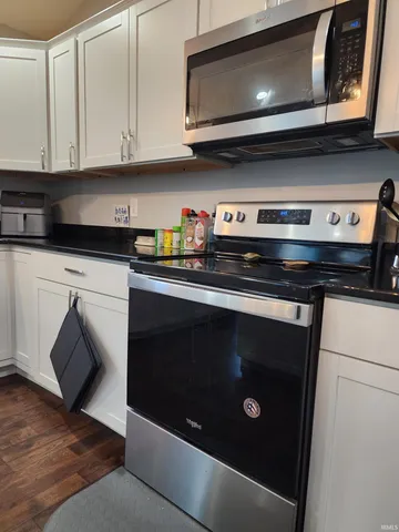 $325,000 | 44 Sherwood Lane, Bedford, IN 47421