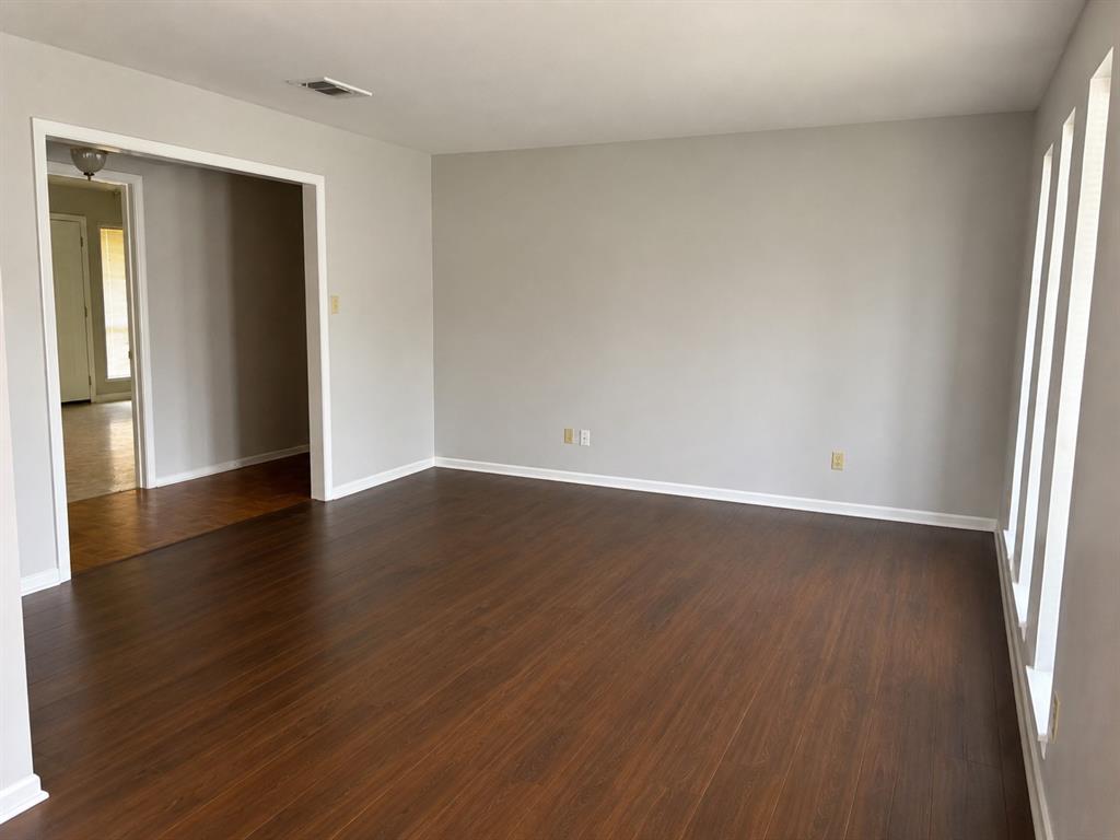 4613 Ranch View Road Fort Worth, TX 76109 - Photo 5 of 14 Gallery Image 5