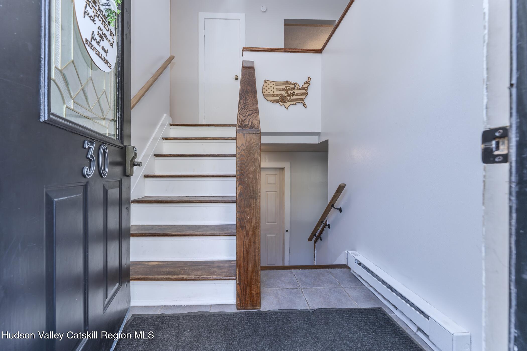 30 Willow Road Saugerties, NY 12477 - Photo 4 of 40 a view of entryway