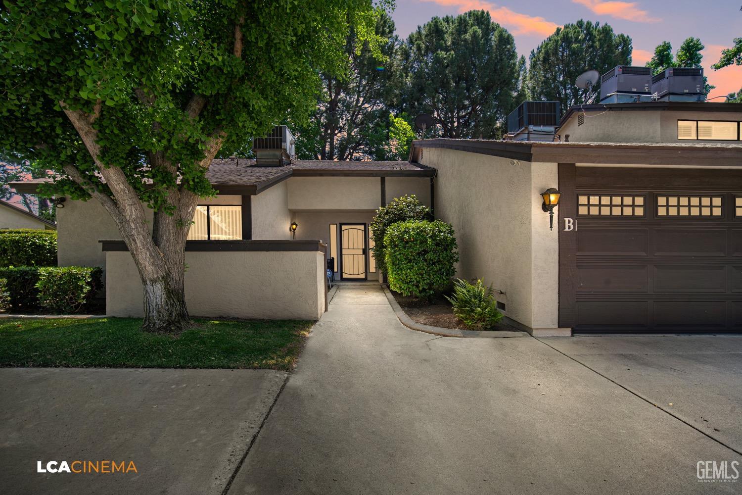 a view of a house with a garage