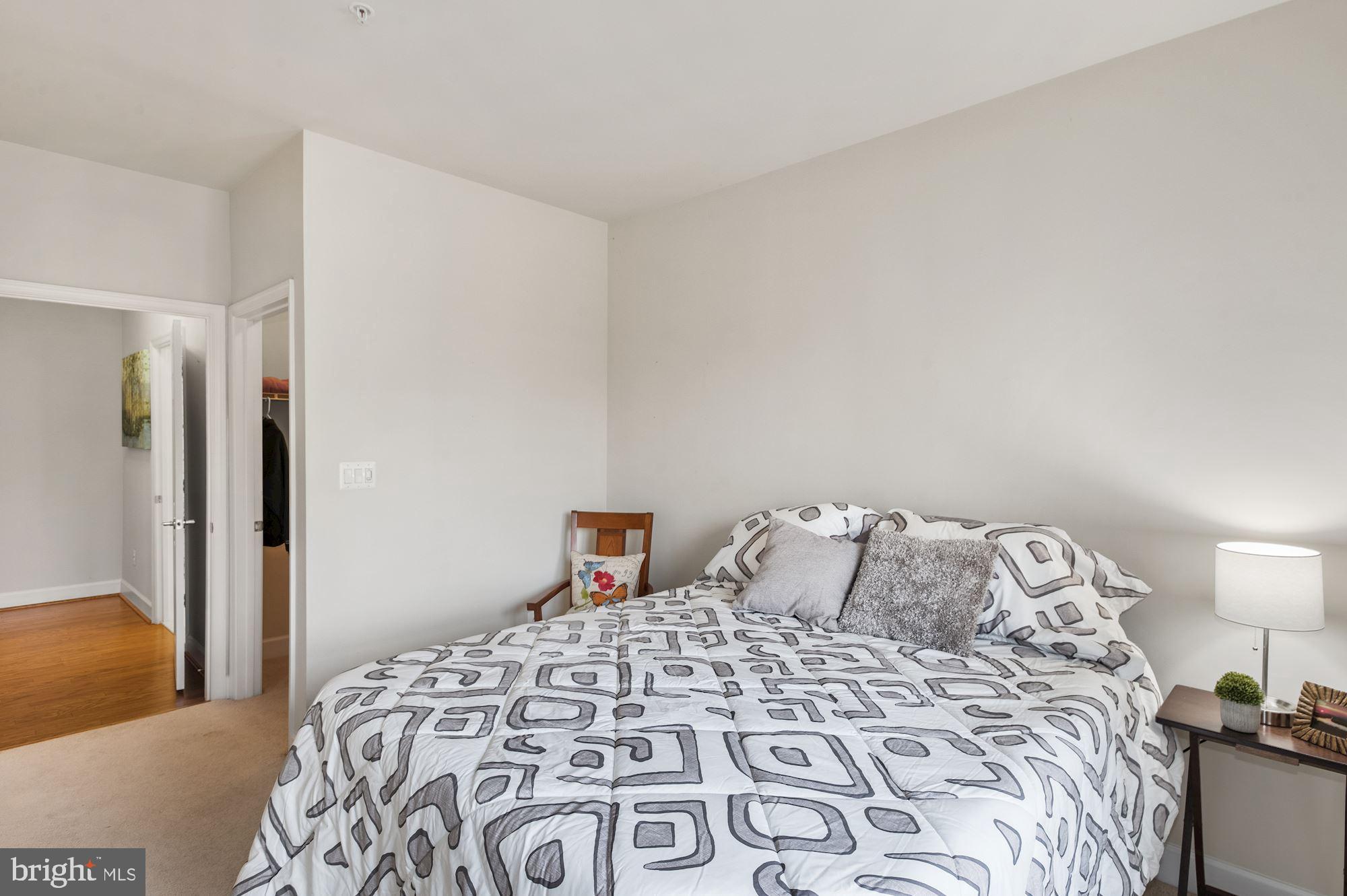 7065 Heritage Hunt Drive, Unit 101 Gainesville, VA 20155 - Photo 22 of 36 Second bedroom is pre-wired for fan or light.