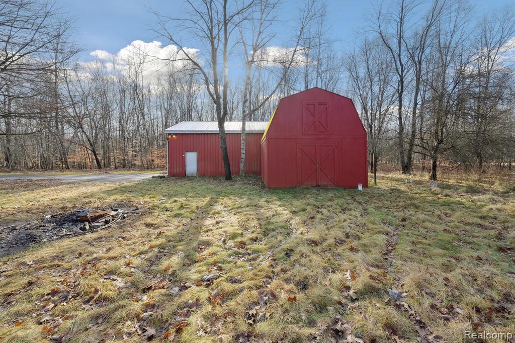 8270 McClements Road Brighton, MI 48114 - Photo 22 of 25 Gallery Image 22