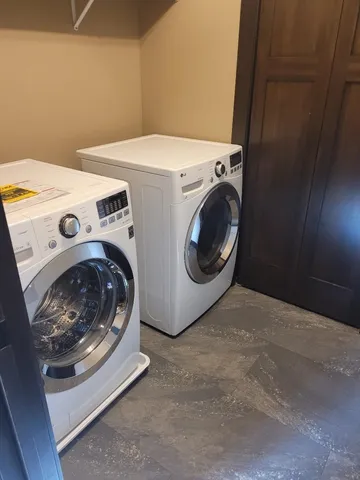 $1,400 | 1889 Cypress Court, Menomonie, WI 54751