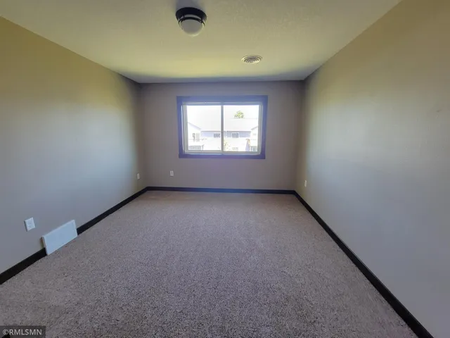 $1,350 | 1889 Cypress Court, Unit 3, Menomonie, WI 54751