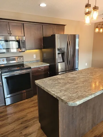 $1,400 | 1889 Cypress Court, Menomonie, WI 54751