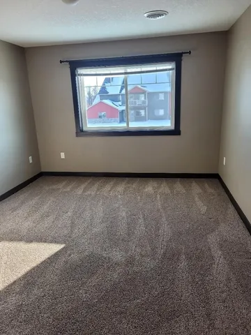 $1,400 | 1889 Cypress Court, Menomonie, WI 54751