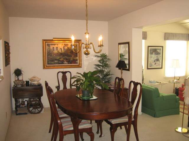 142 Hummingbird Ridge Greenville, SC 29605 - Photo 5 of 10 Gallery Image 5