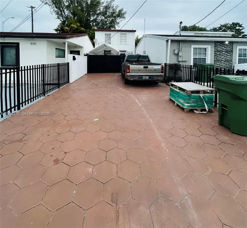 $458,000 | 1589 West 73rd Street, Hialeah, FL 33014