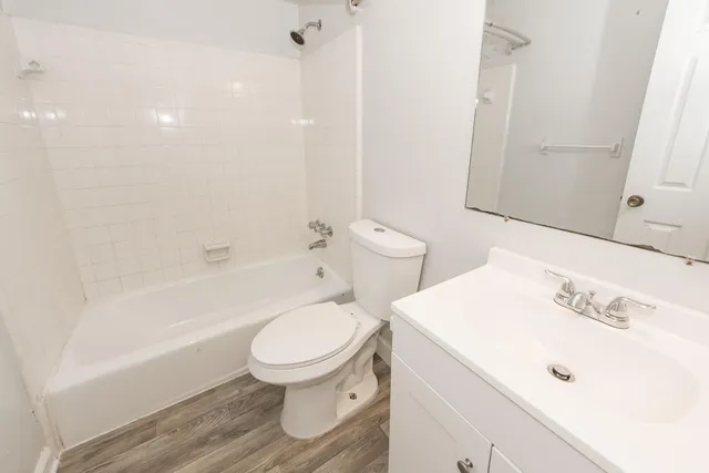 $2,200 | 305 Chessington Circle, Summerville, SC 29485