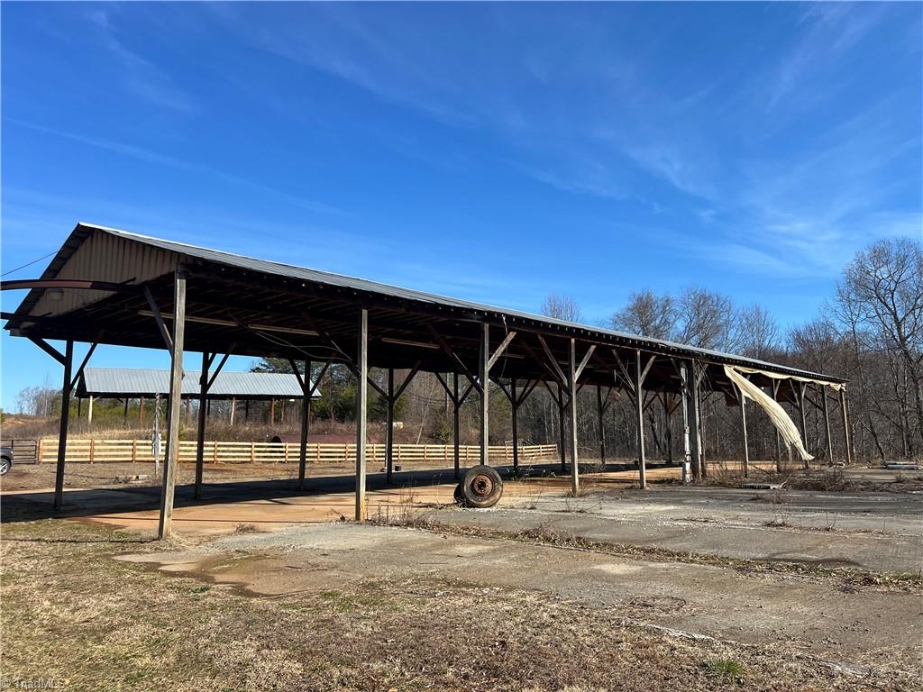 2914 Red Brush Road Mount Airy, NC 27030 - Photo 12 of 20 Gallery Image 12