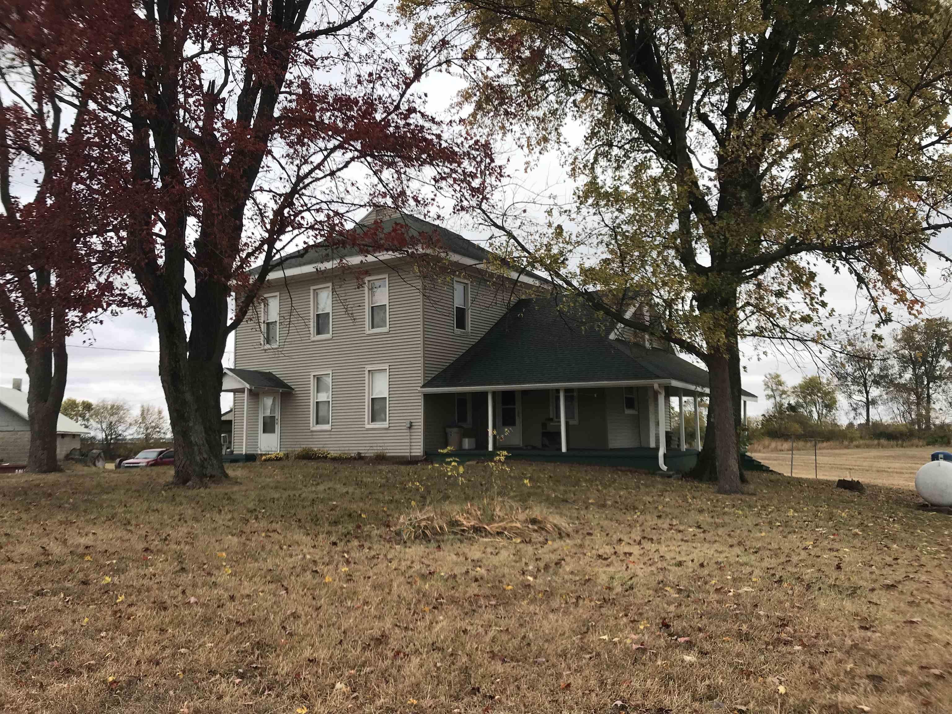 6533 South Bridge Road Vincennes, IN 47591 - Photo 2 of 20