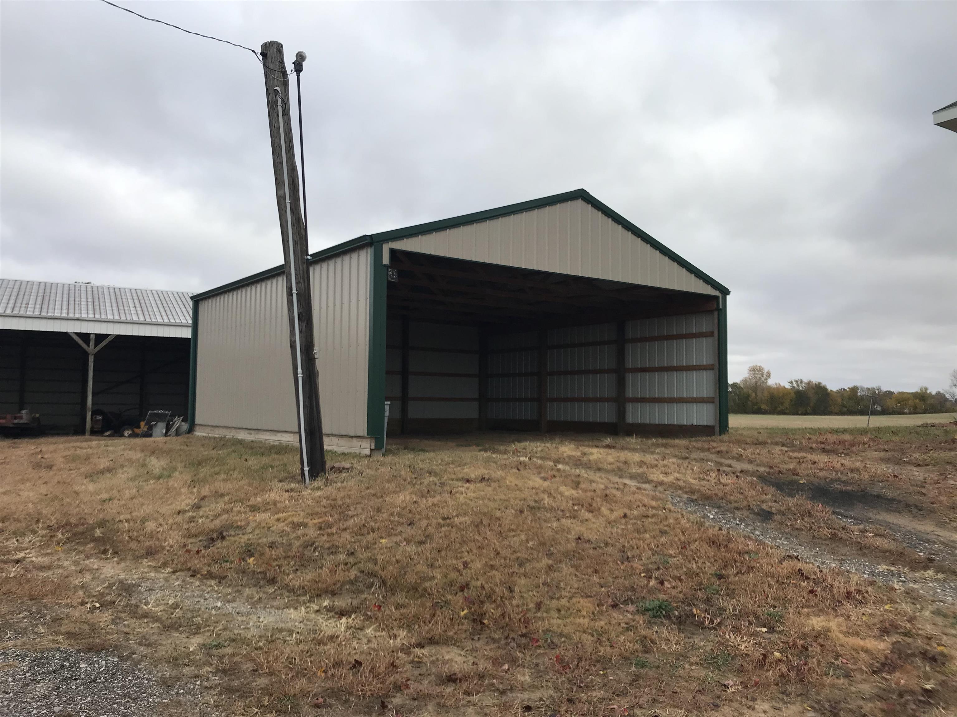 6533 South Bridge Road Vincennes, IN 47591 - Photo 4 of 20