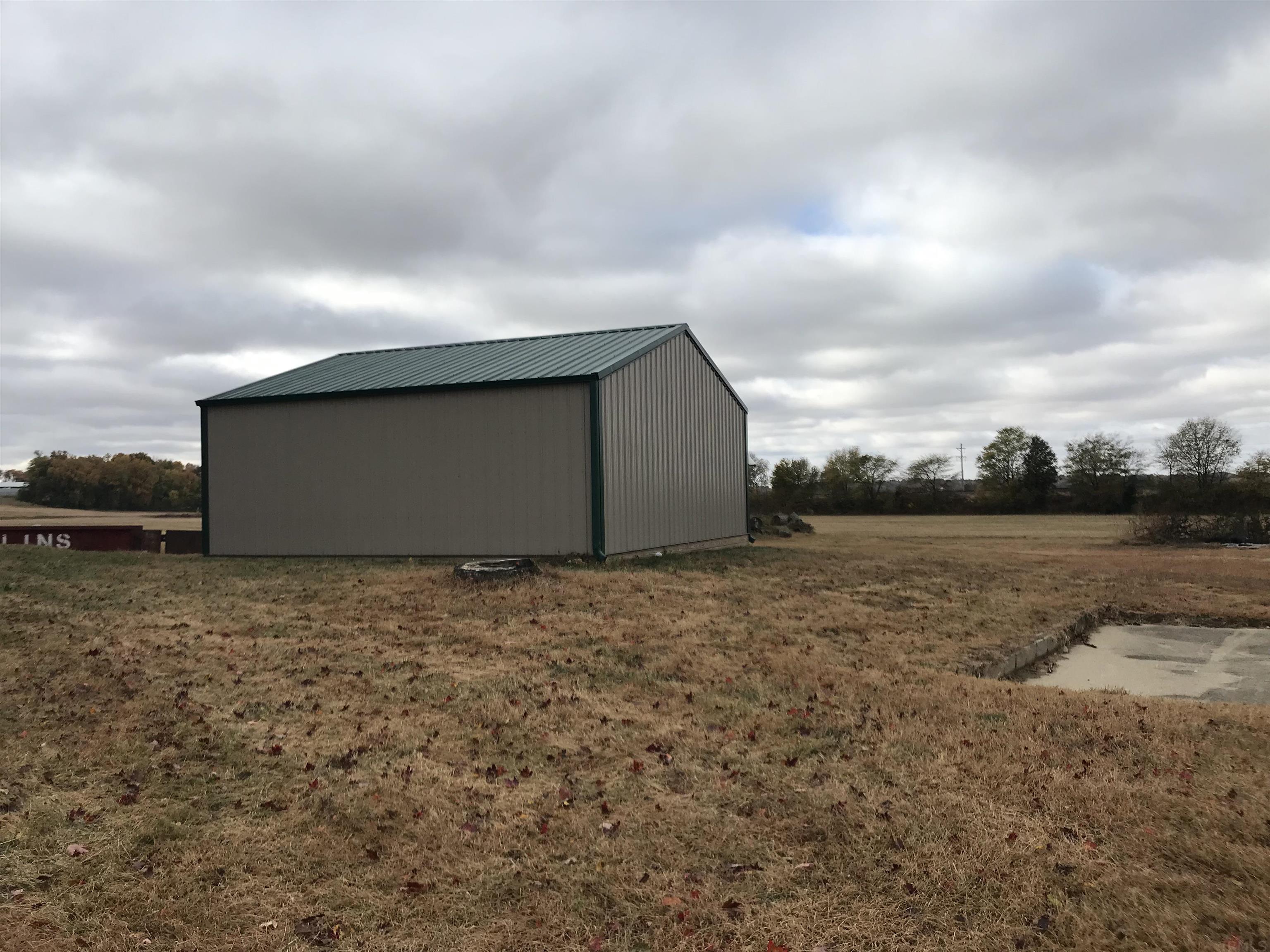 6533 South Bridge Road Vincennes, IN 47591 - Photo 5 of 20