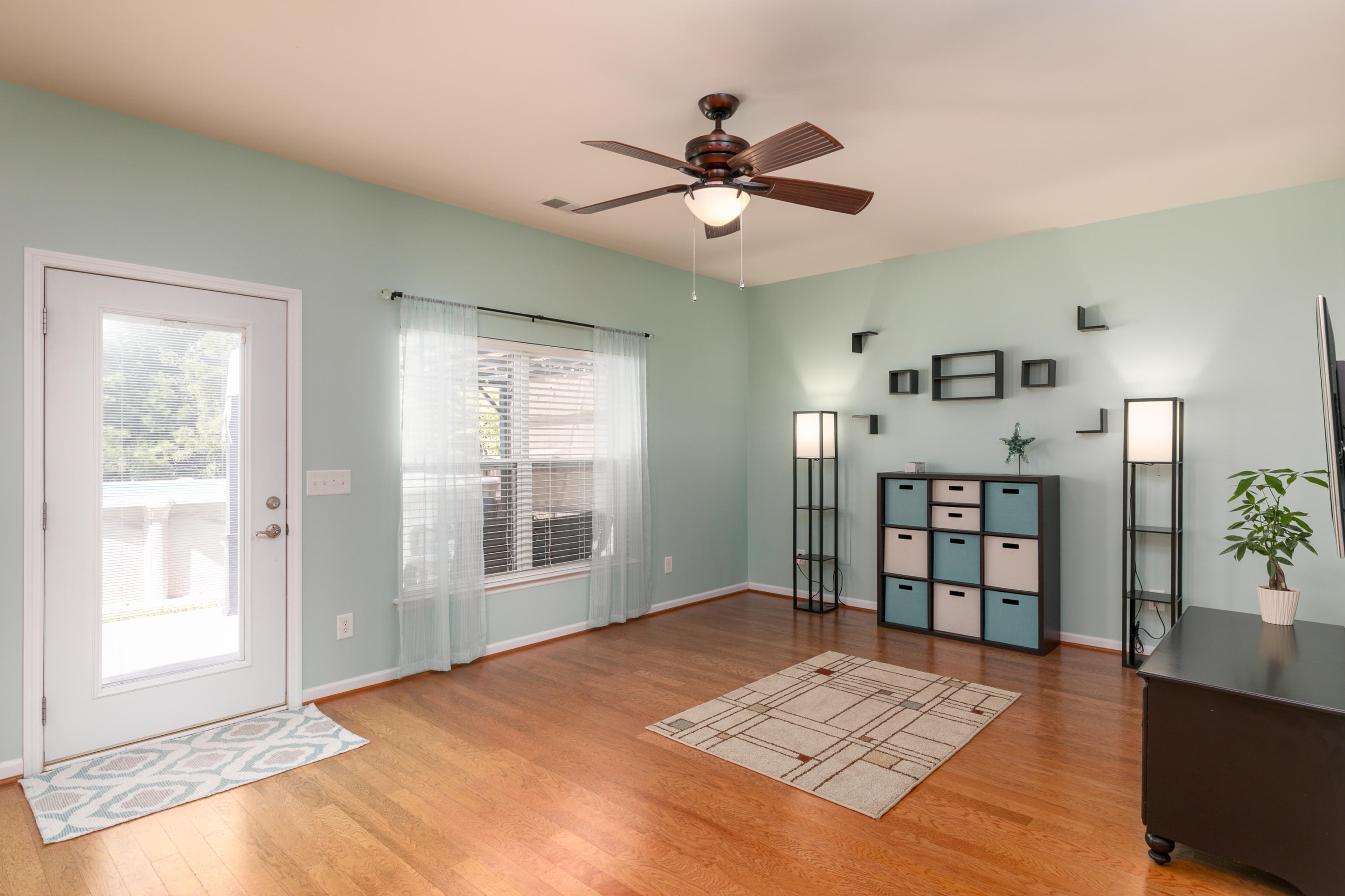 238 Westbrooke Road Summerville, SC 29486 - Photo 20 of 35 Family Room