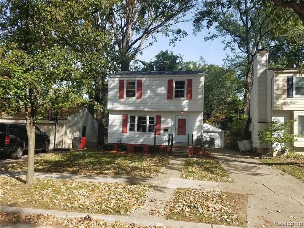 2180 Hampton Road Grosse Pointe, MI 48236 - Photo 3 of 37 20171019_112842.jpg