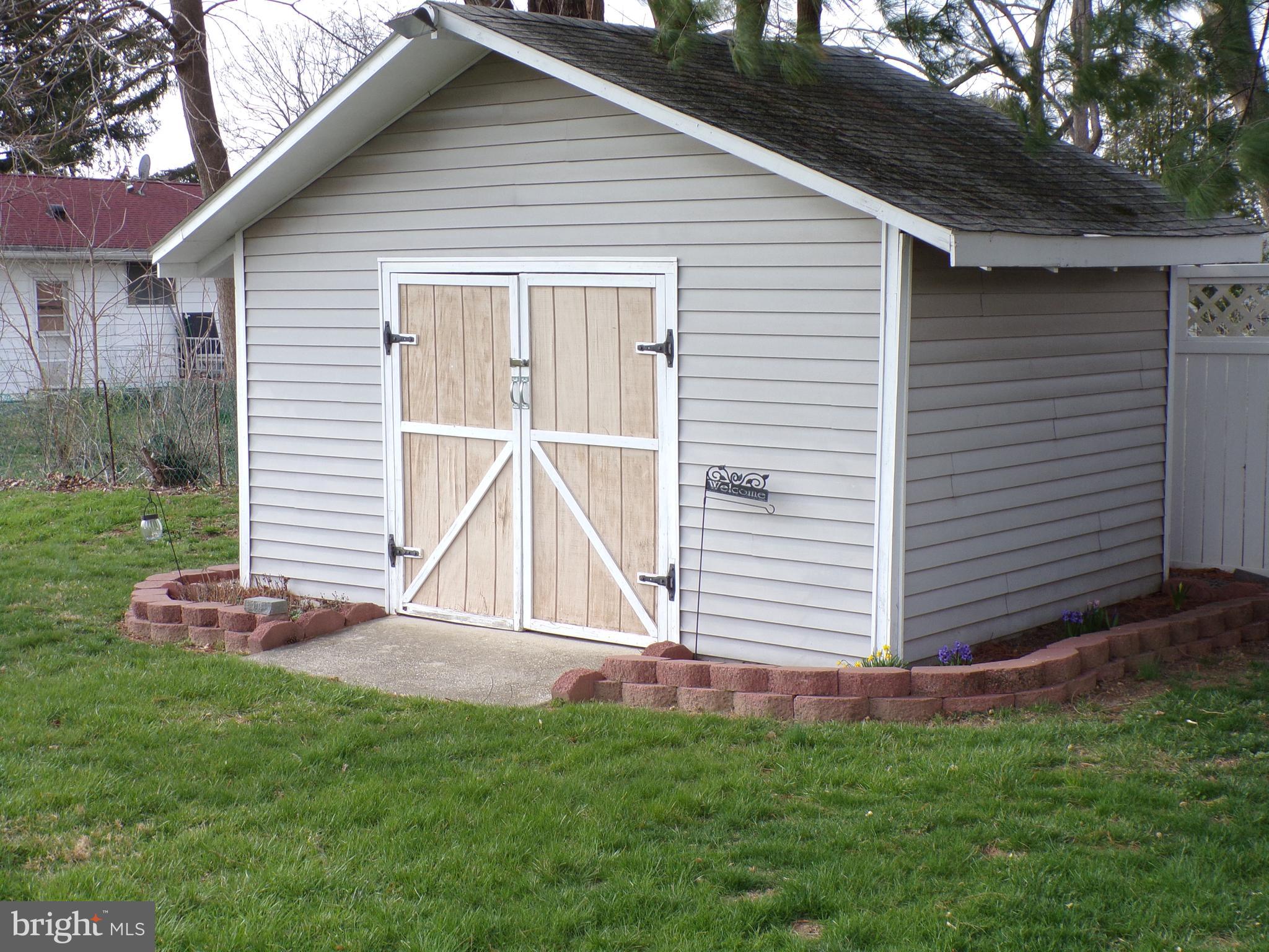 1417 Margaret Street Reading, PA 19605 - Photo 34 of 38