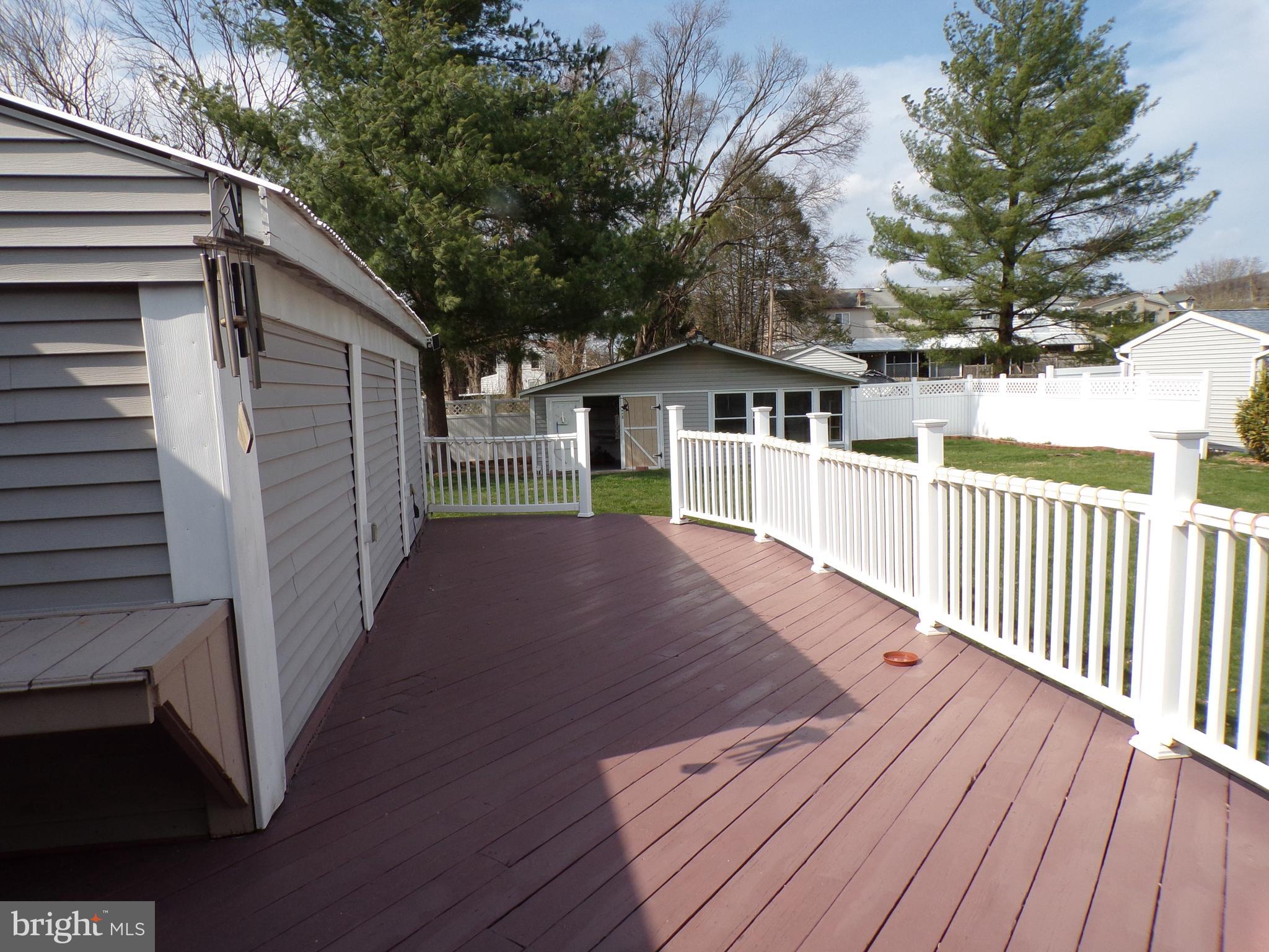 1417 Margaret Street Reading, PA 19605 - Photo 36 of 38