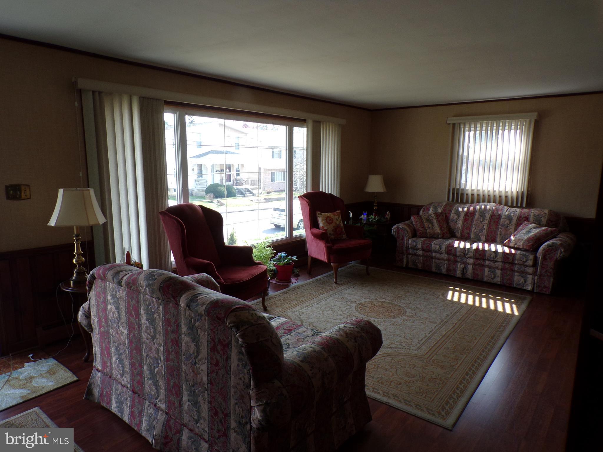 1417 Margaret Street Reading, PA 19605 - Photo 5 of 38