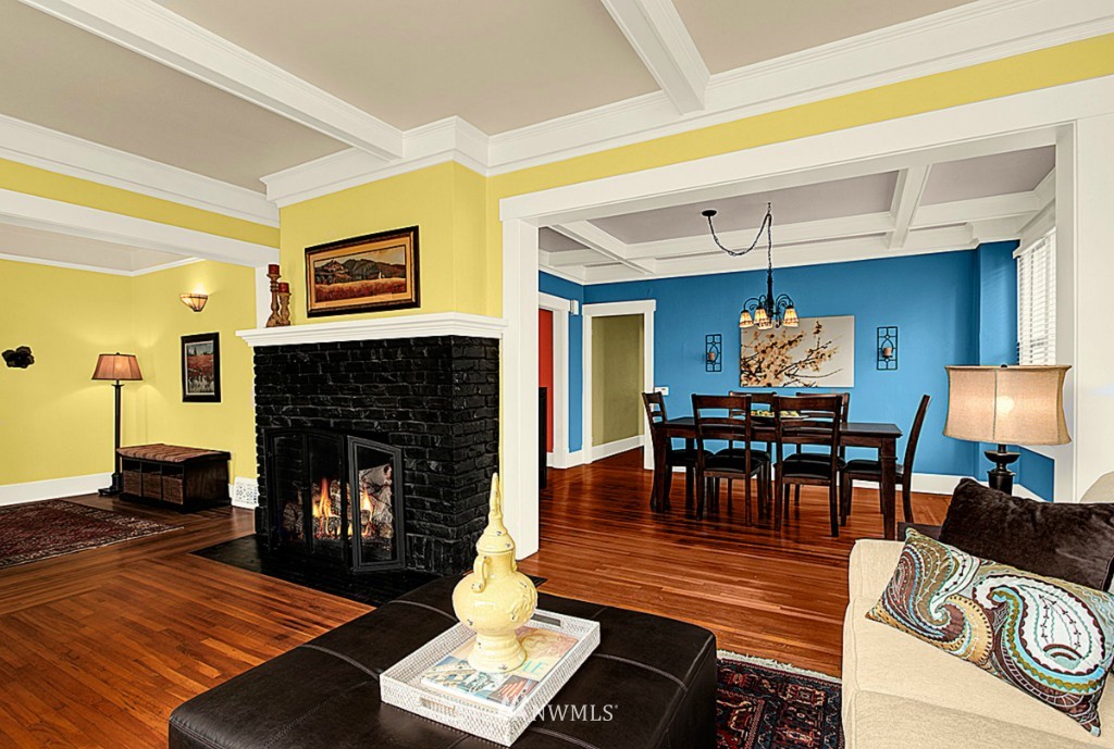 912 North 49th Street Seattle, WA 98103 - Photo 3 of 15 Gallery Image 3