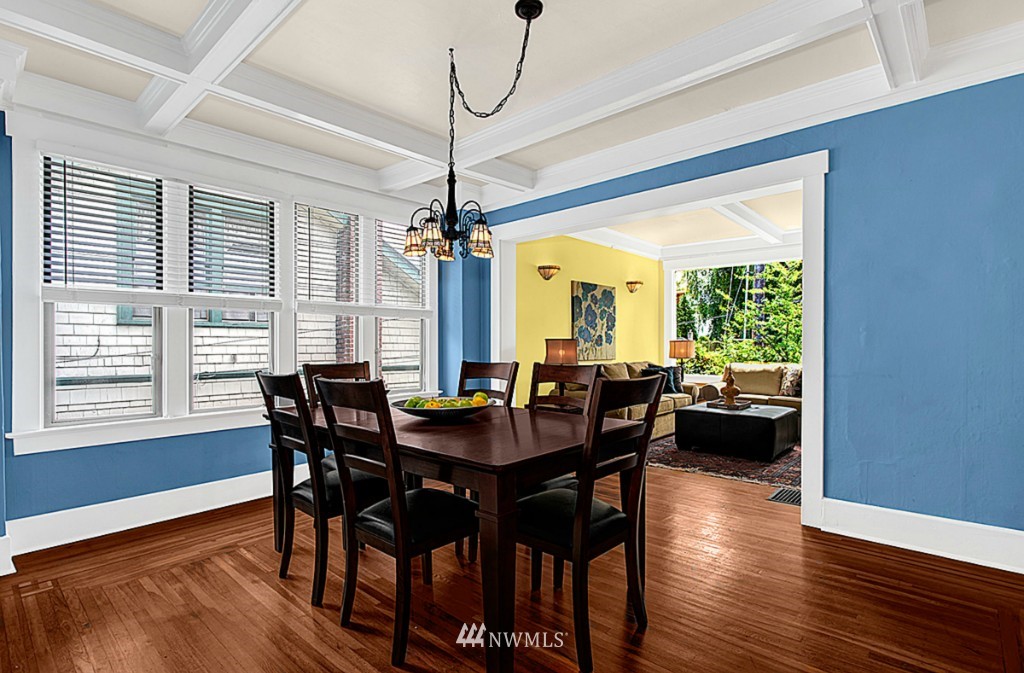 912 North 49th Street Seattle, WA 98103 - Photo 4 of 15 Gallery Image 4