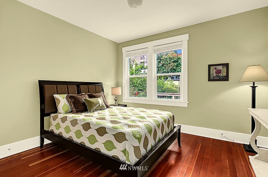 912 North 49th Street Seattle, WA 98103 - Photo 7 of 15 Gallery Image 7