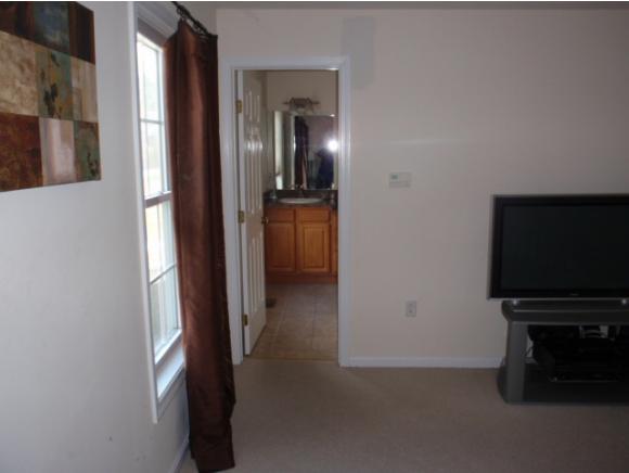 1171 B Mammoth Road Pelham, NH 03076 - Photo 26 of 31